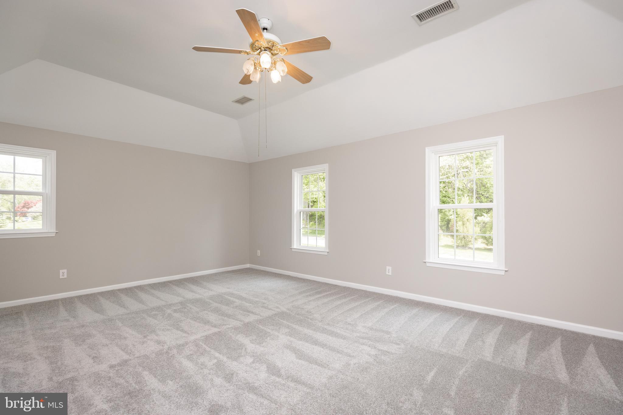 THE MOORS AT RADLEYR - Residential