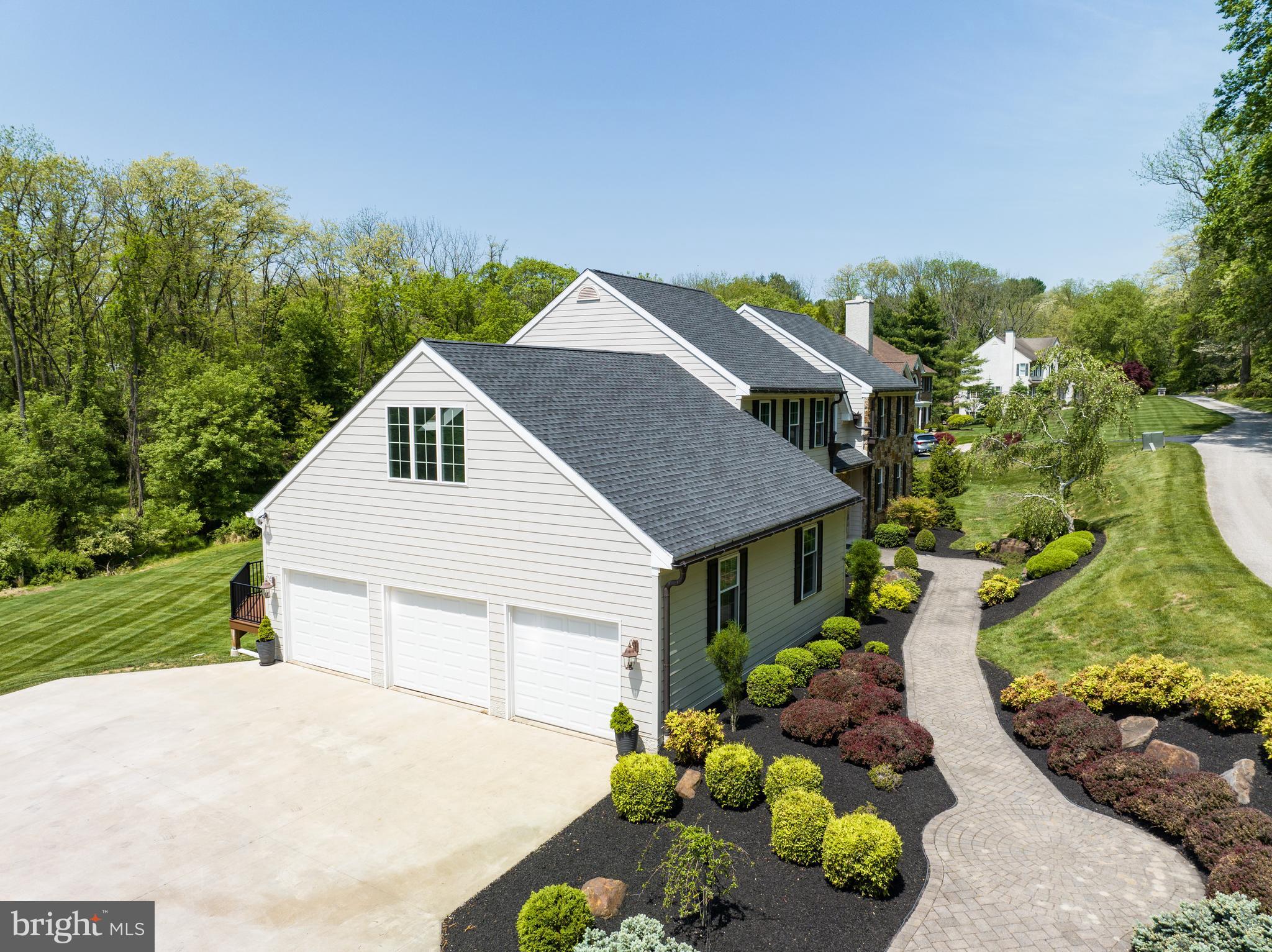 THE MOORS AT RADLEYR - Residential