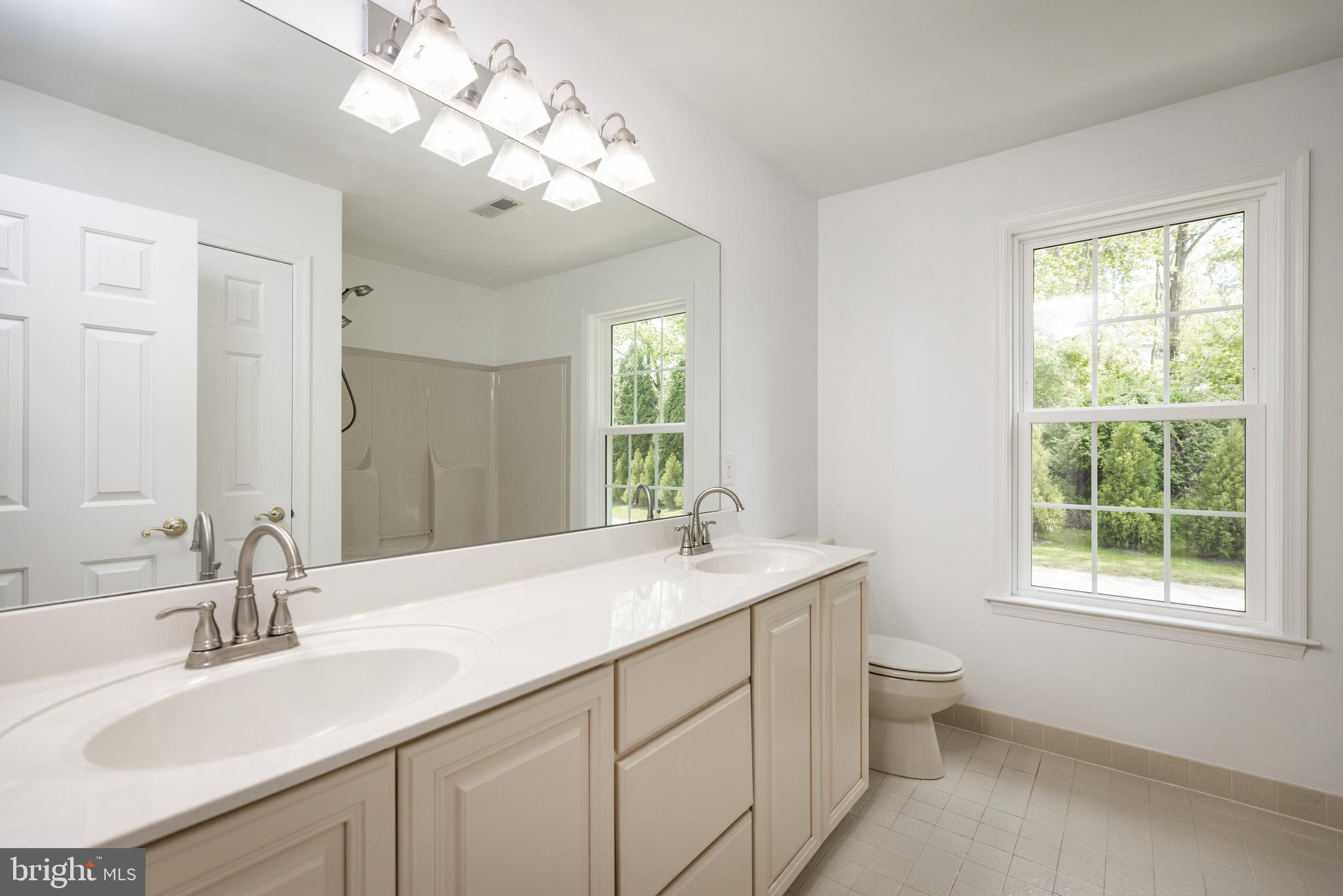 THE MOORS AT RADLEYR - Residential