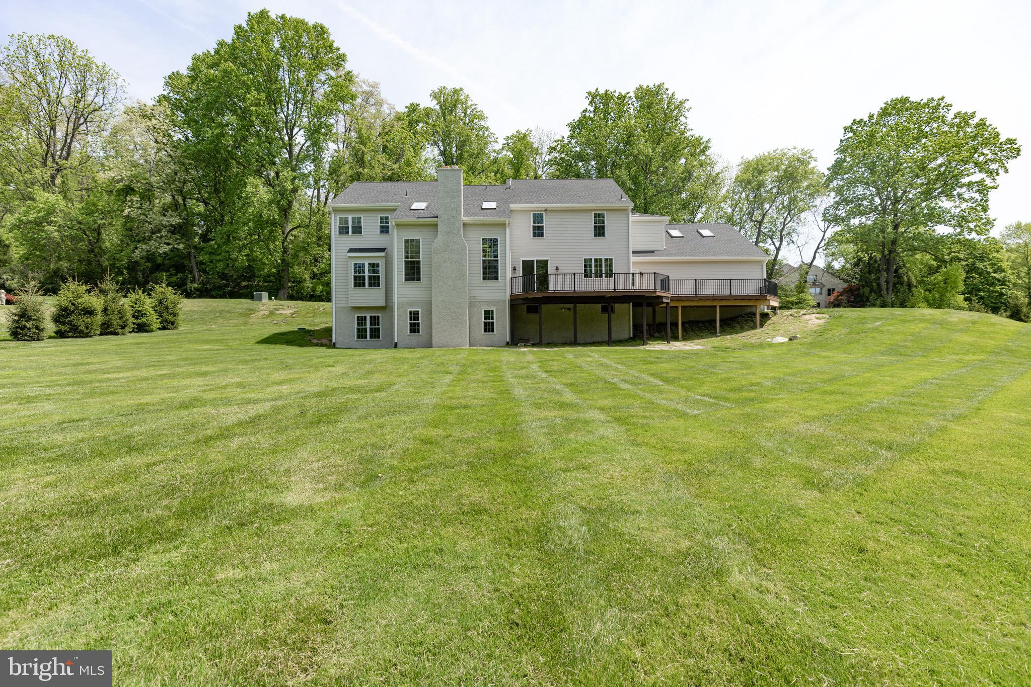 THE MOORS AT RADLEYR - Residential