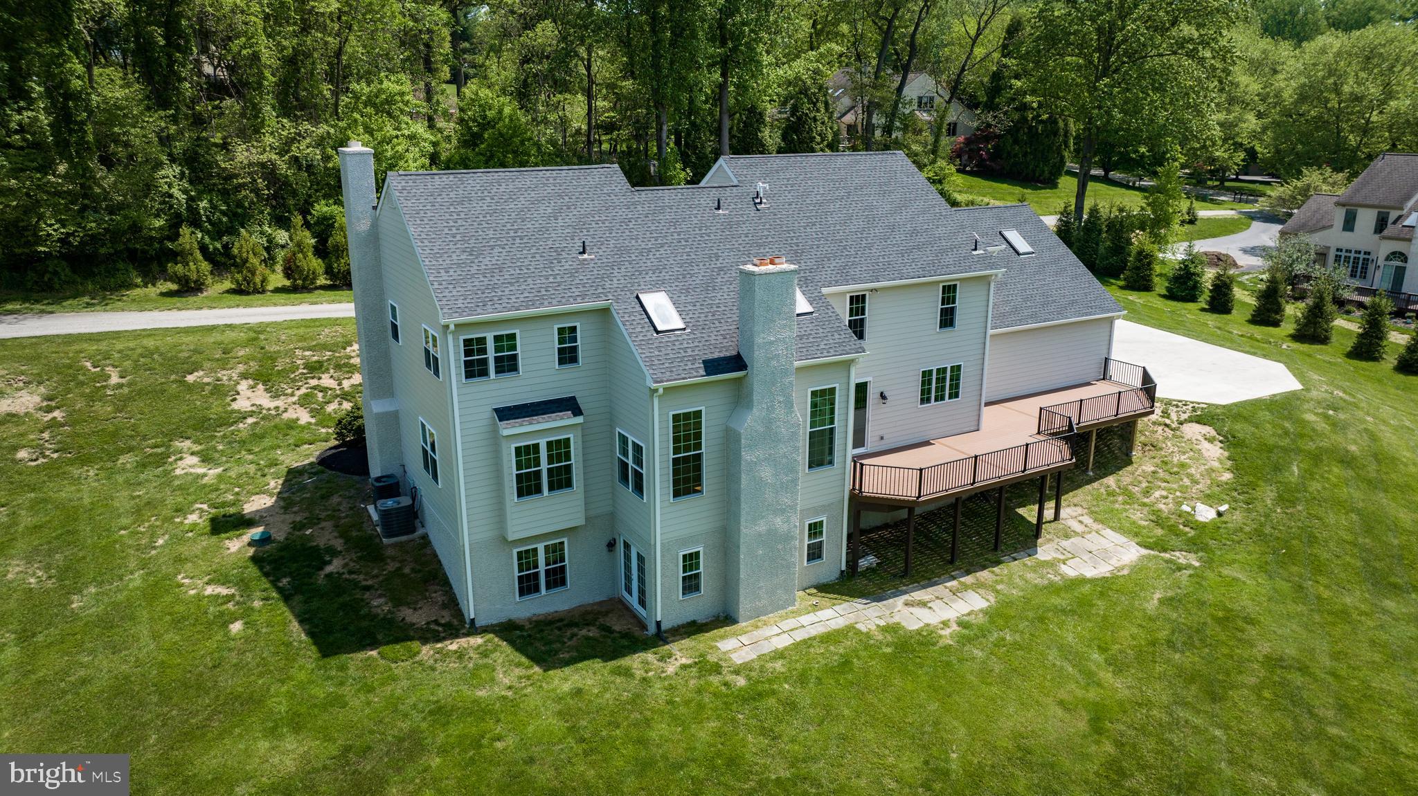 THE MOORS AT RADLEYR - Residential