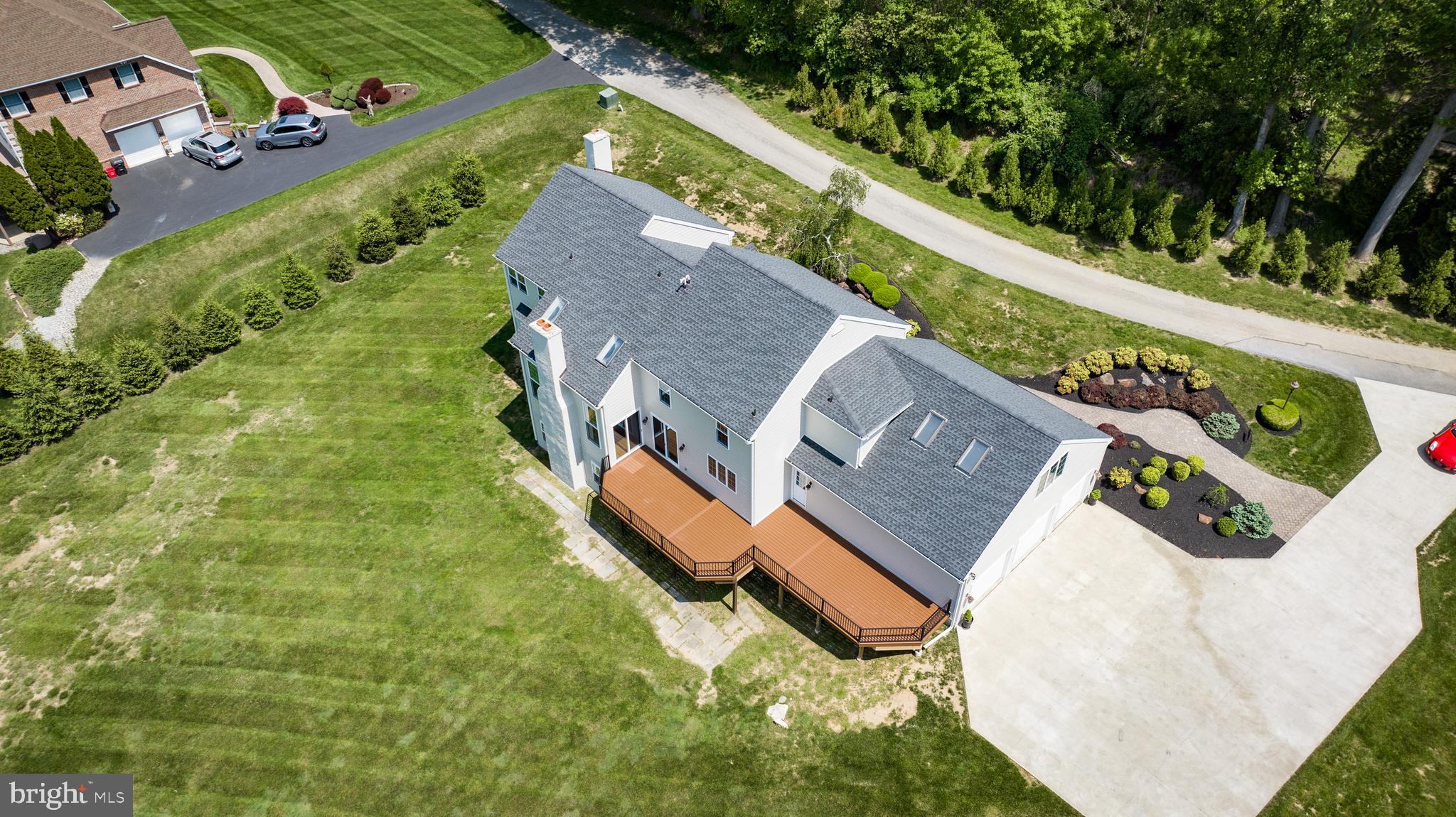 THE MOORS AT RADLEYR - Residential