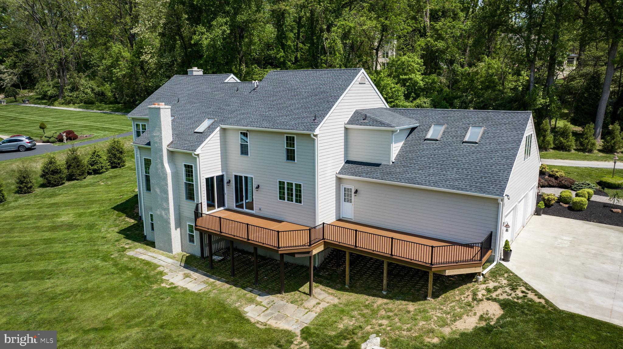 THE MOORS AT RADLEYR - Residential