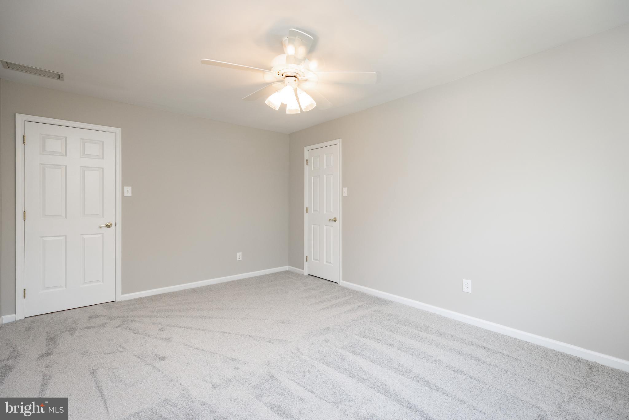 THE MOORS AT RADLEYR - Residential