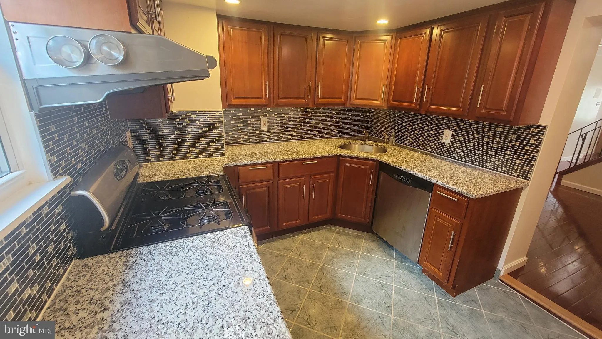 Philadelphia, Pennsylvania 19148, United States, 2 Bedrooms Bedrooms, ,2 BathroomsBathrooms,Residential,Active,137338