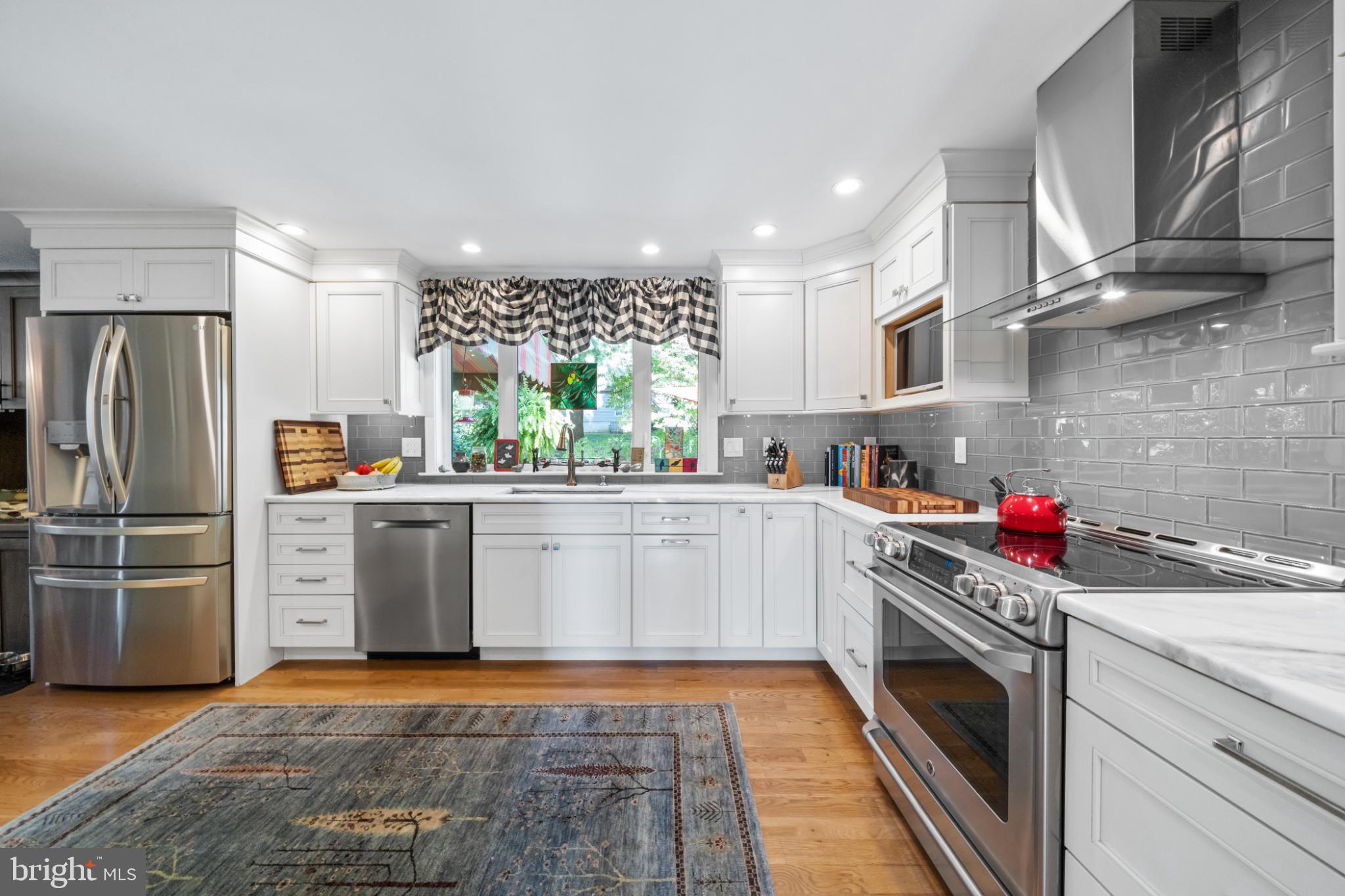 RADLEY RUN MEWS - Residential