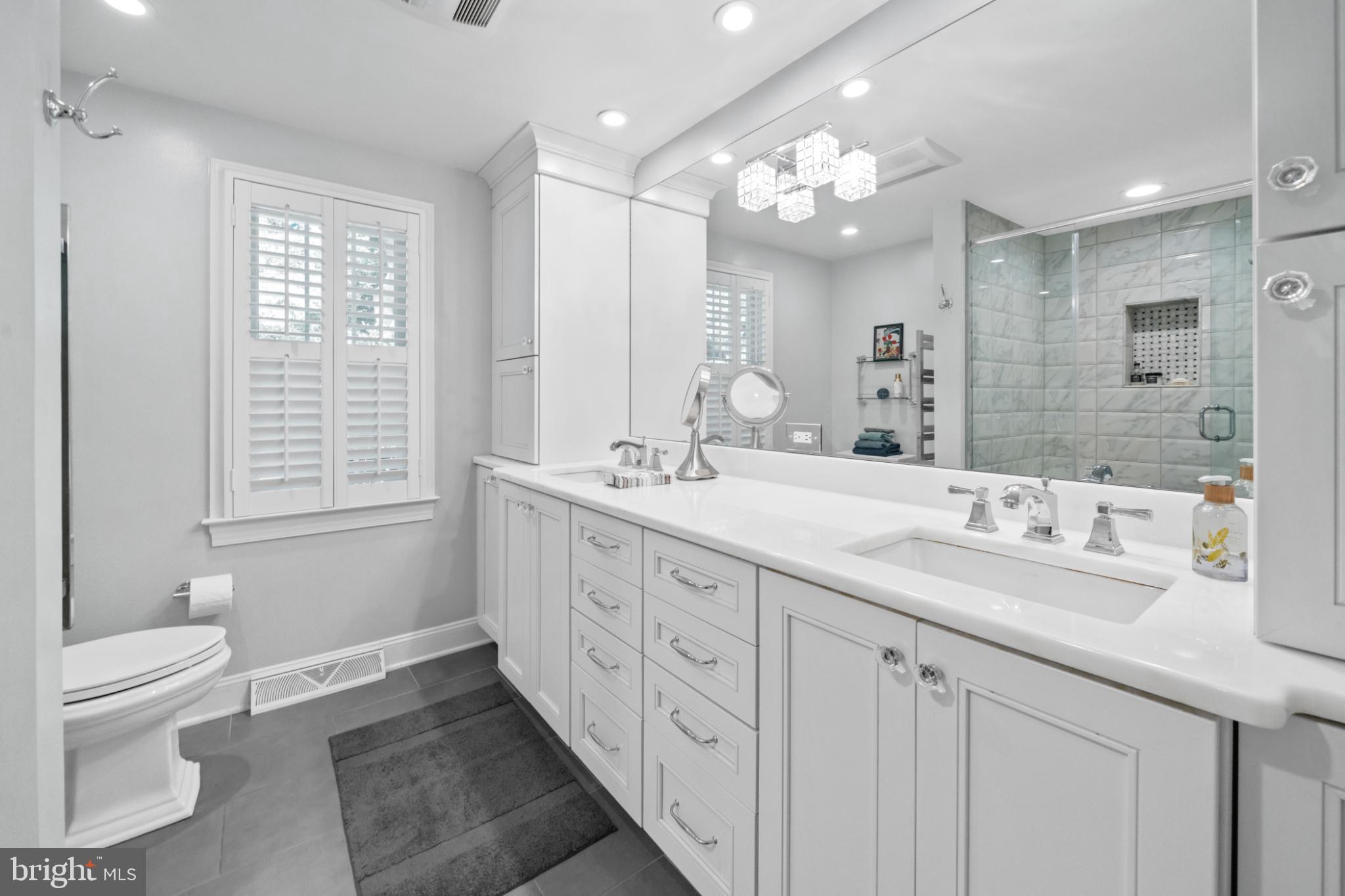 RADLEY RUN MEWS - Residential