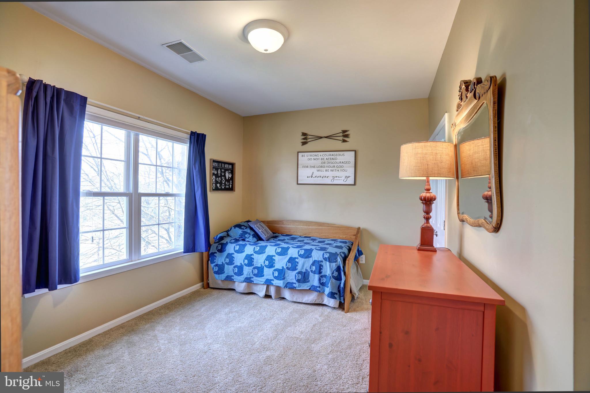 LANSDOWNE ON THE POTOMAC - Residential