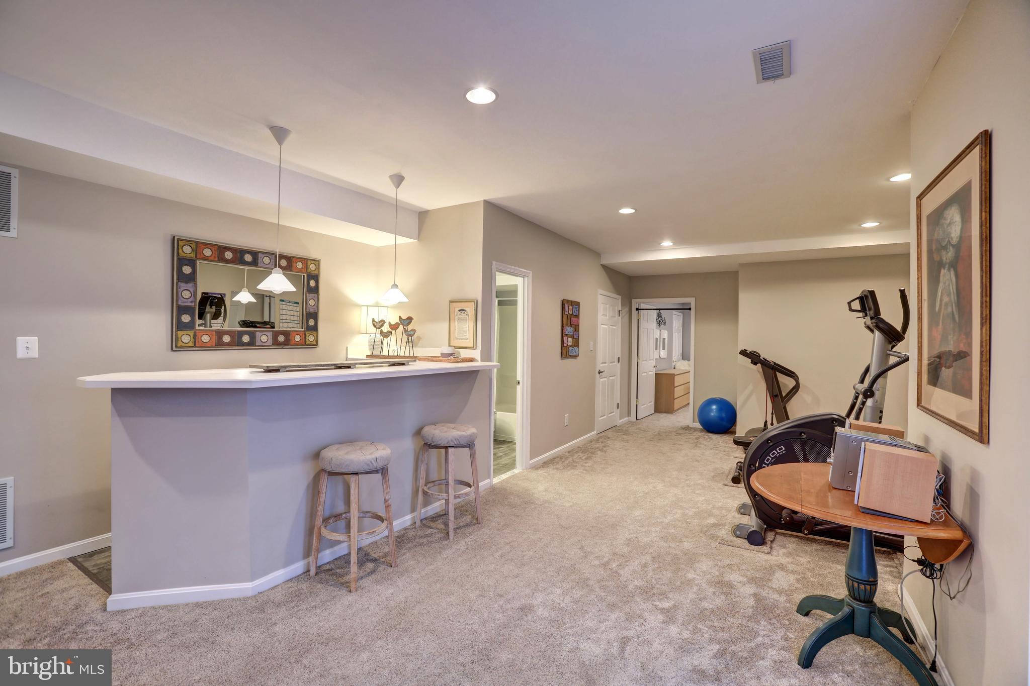 LANSDOWNE ON THE POTOMAC - Residential