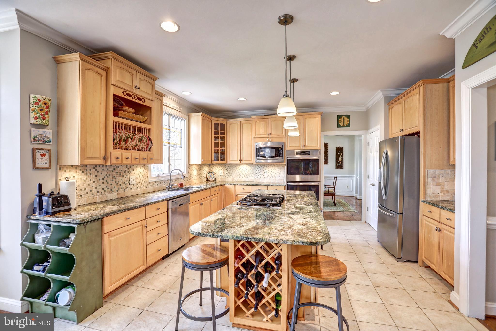 LANSDOWNE ON THE POTOMAC - Residential