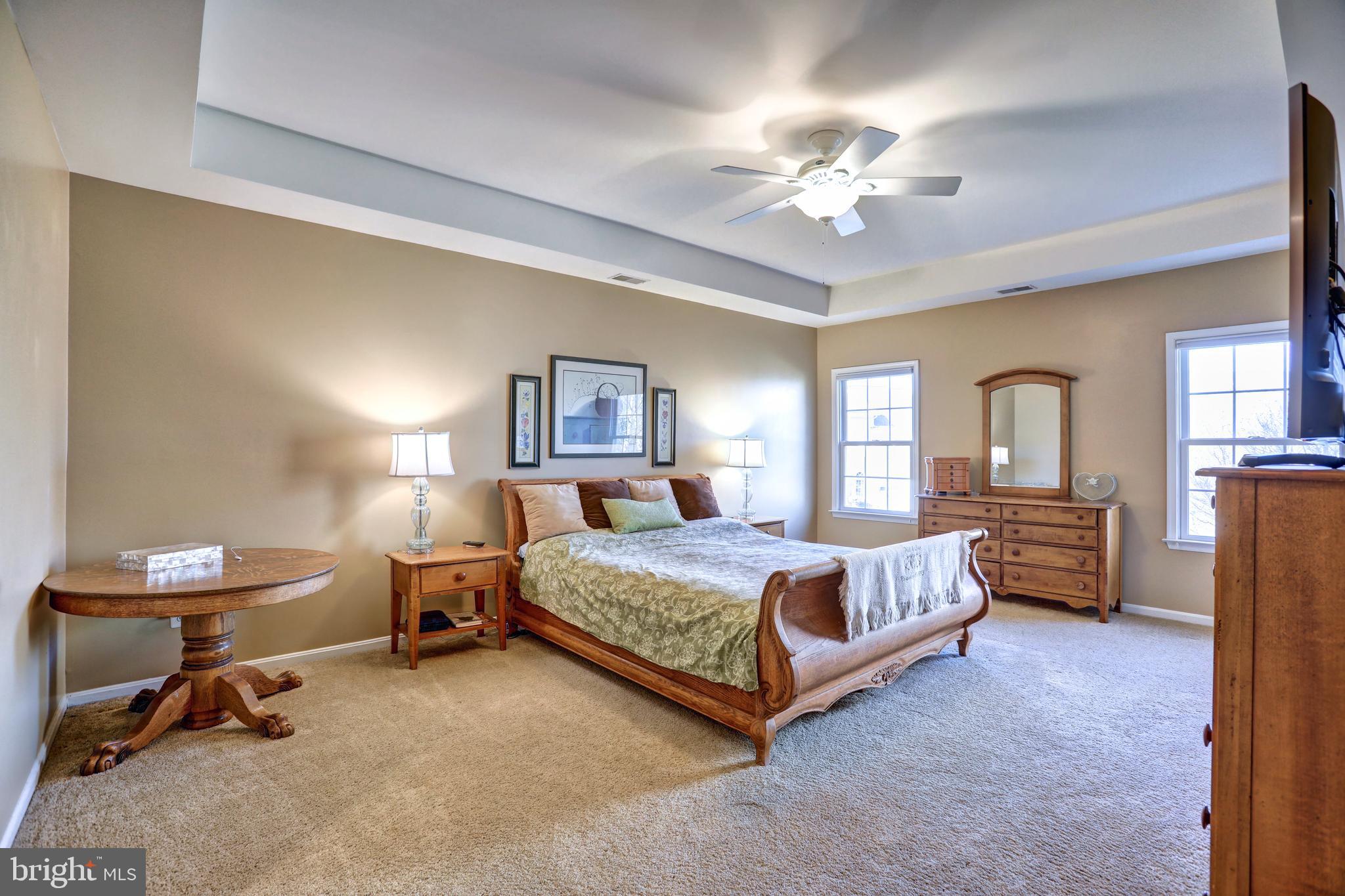 LANSDOWNE ON THE POTOMAC - Residential