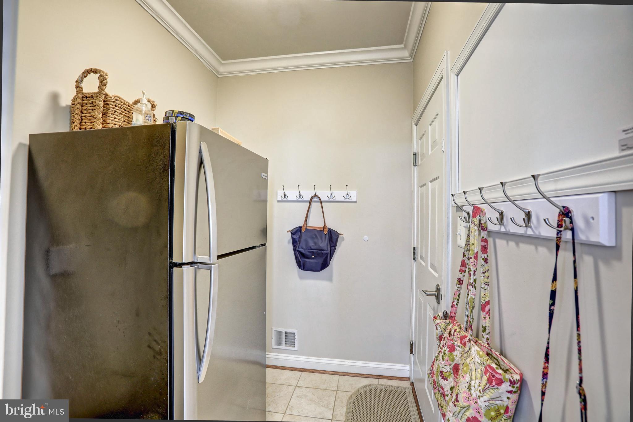 LANSDOWNE ON THE POTOMAC - Residential