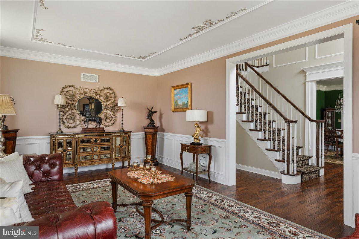 ESTATES AT HILLTOWN - Residential