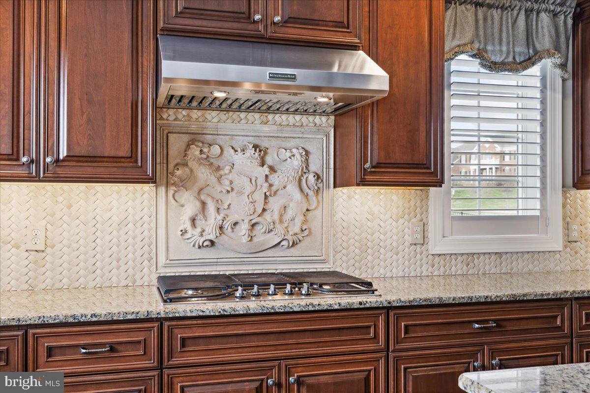 ESTATES AT HILLTOWN - Residential