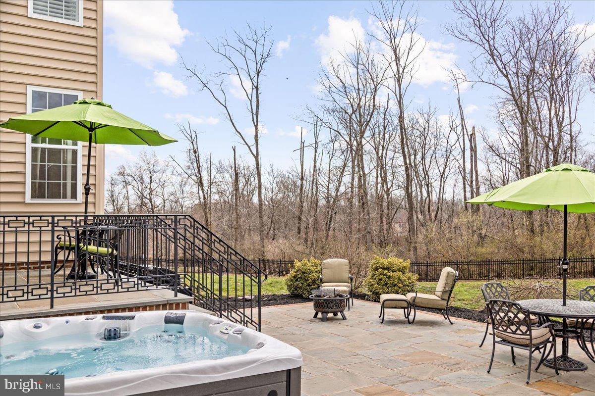 ESTATES AT HILLTOWN - Residential