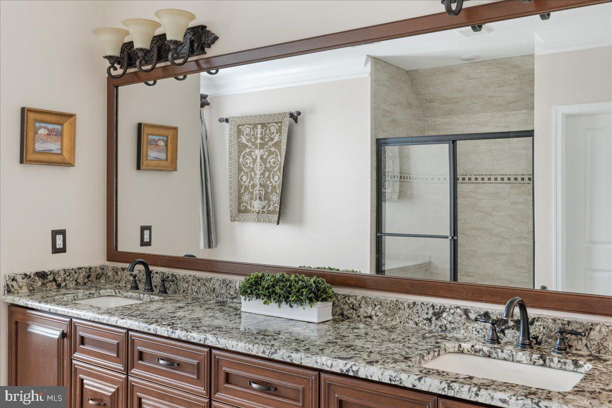 ESTATES AT HILLTOWN - Residential