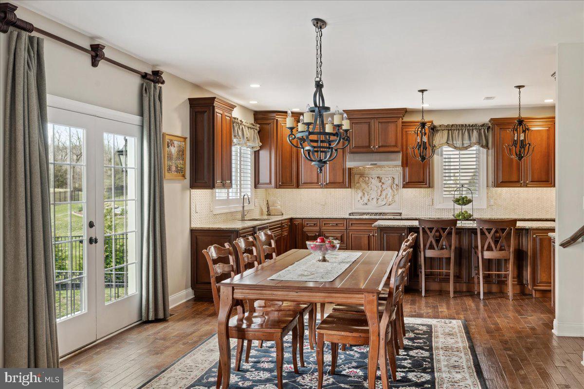 ESTATES AT HILLTOWN - Residential