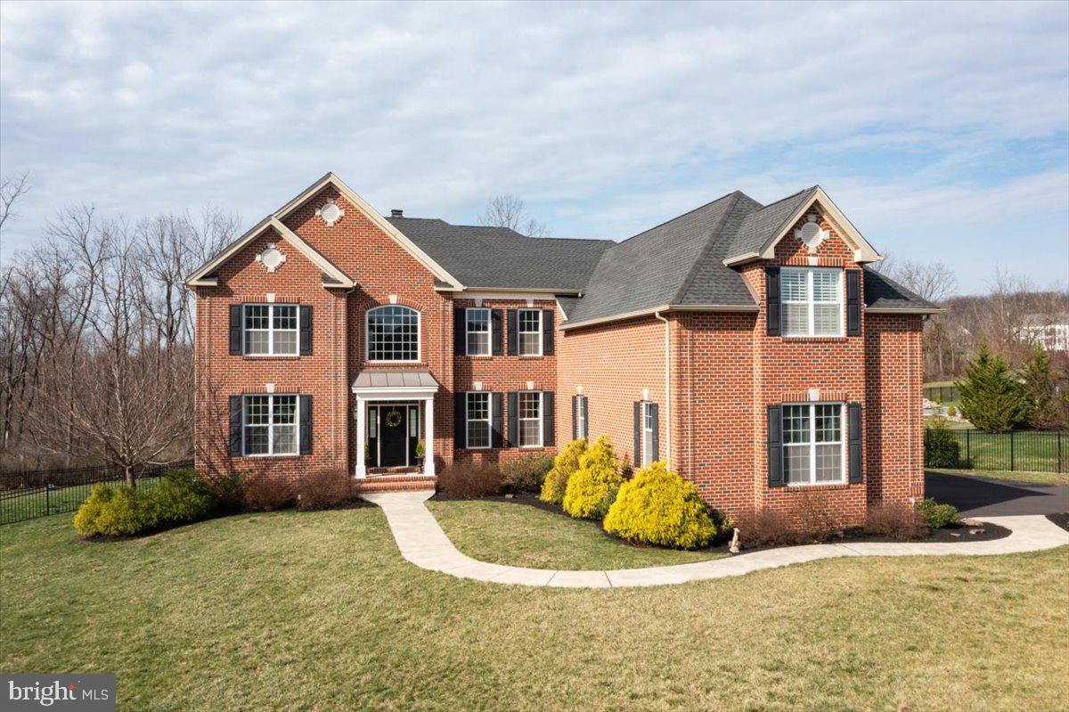 ESTATES AT HILLTOWN - Residential