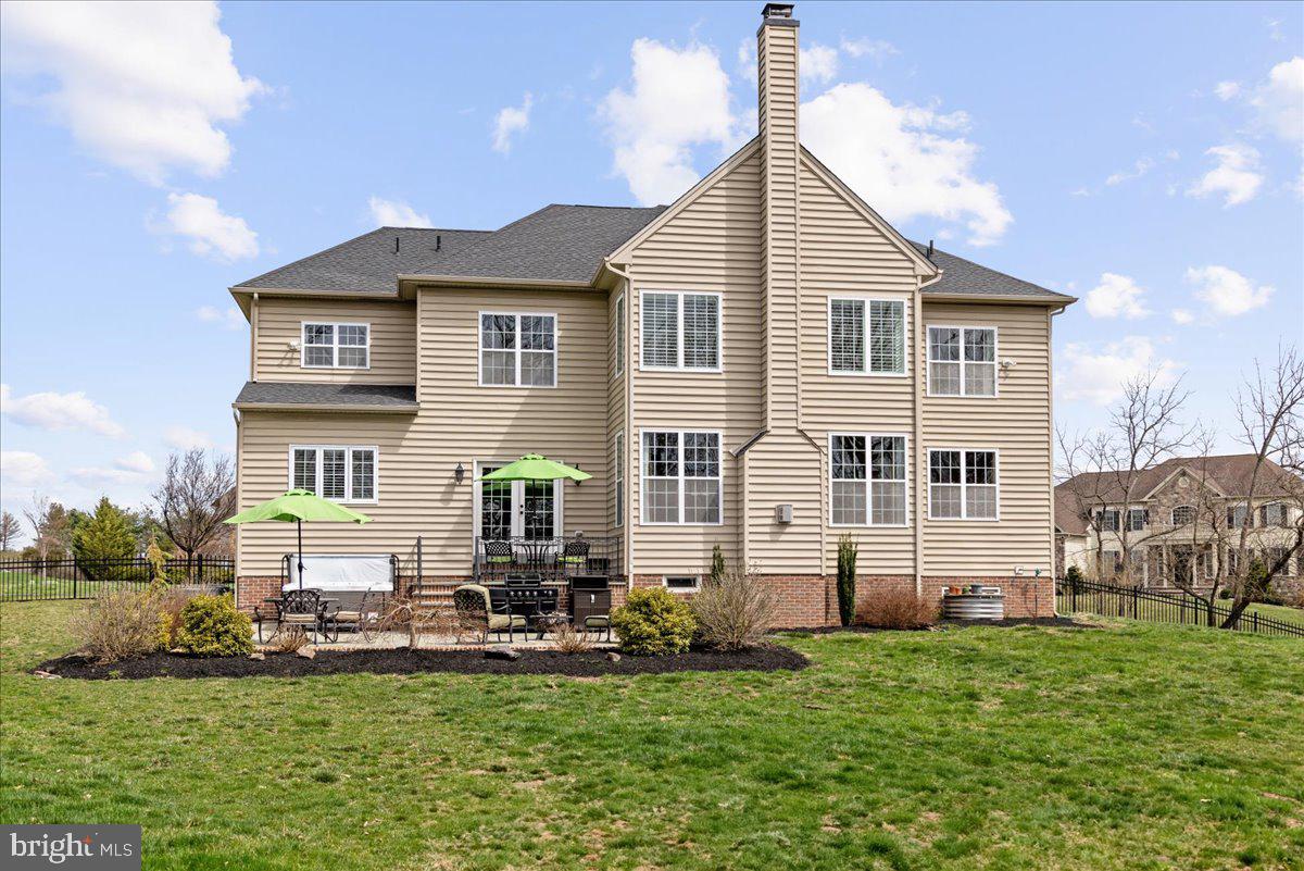 ESTATES AT HILLTOWN - Residential