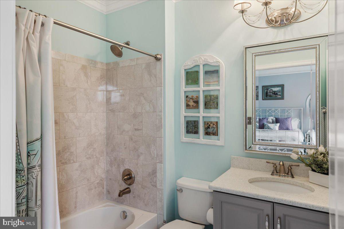 ESTATES AT HILLTOWN - Residential