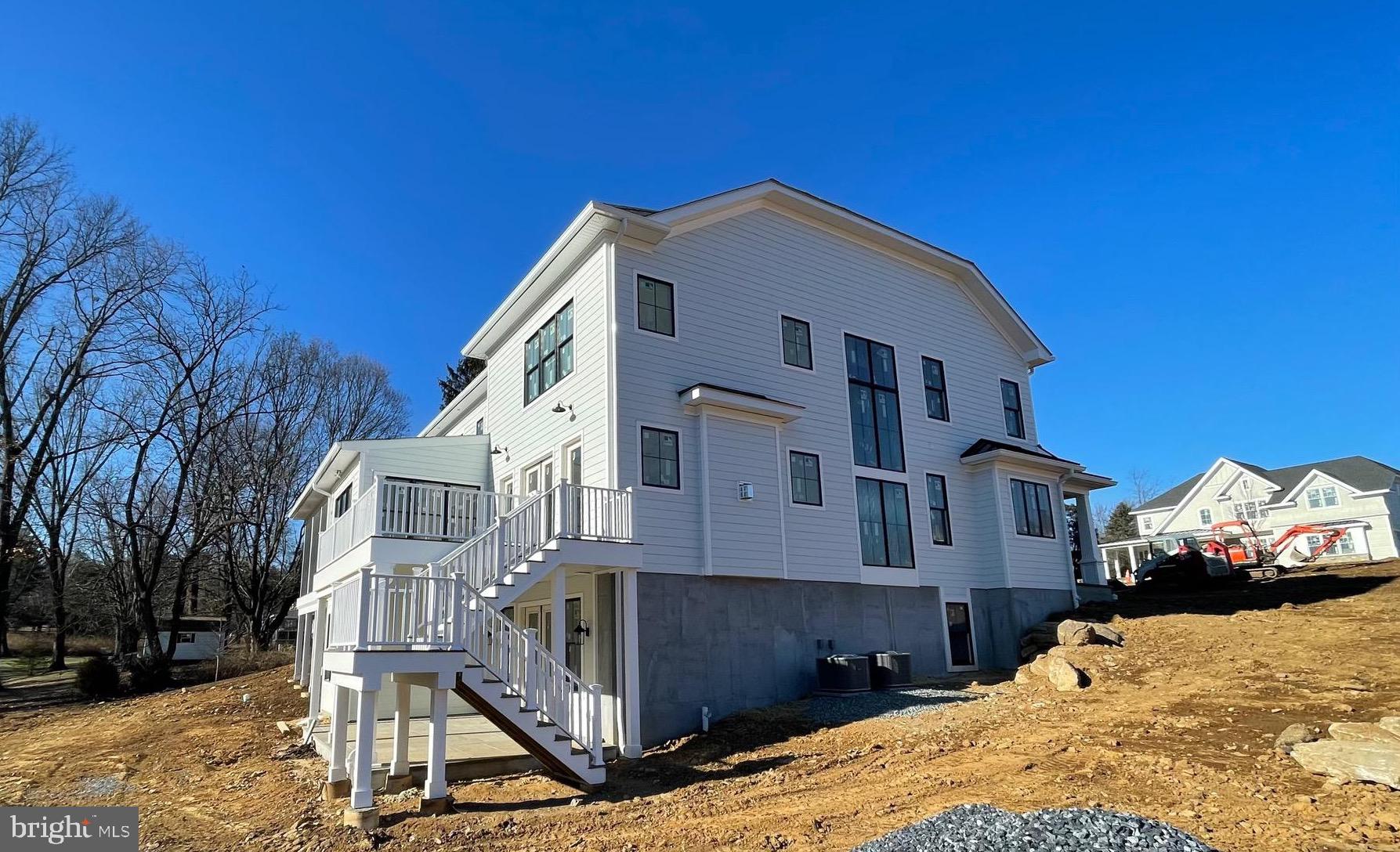 TIBURON - Residential