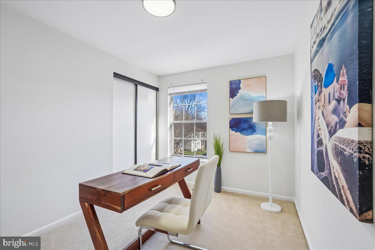 CHURCHILL TOWN - Residential