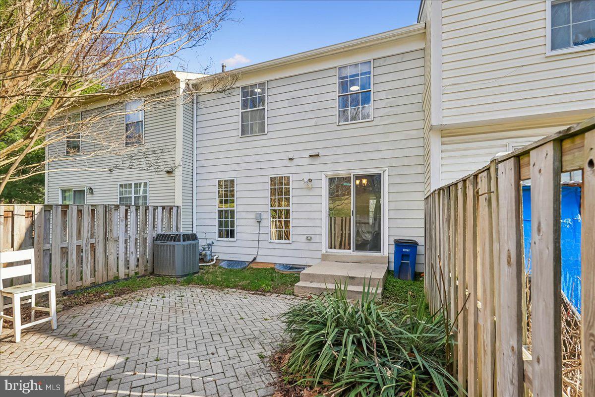 CHURCHILL TOWN - Residential