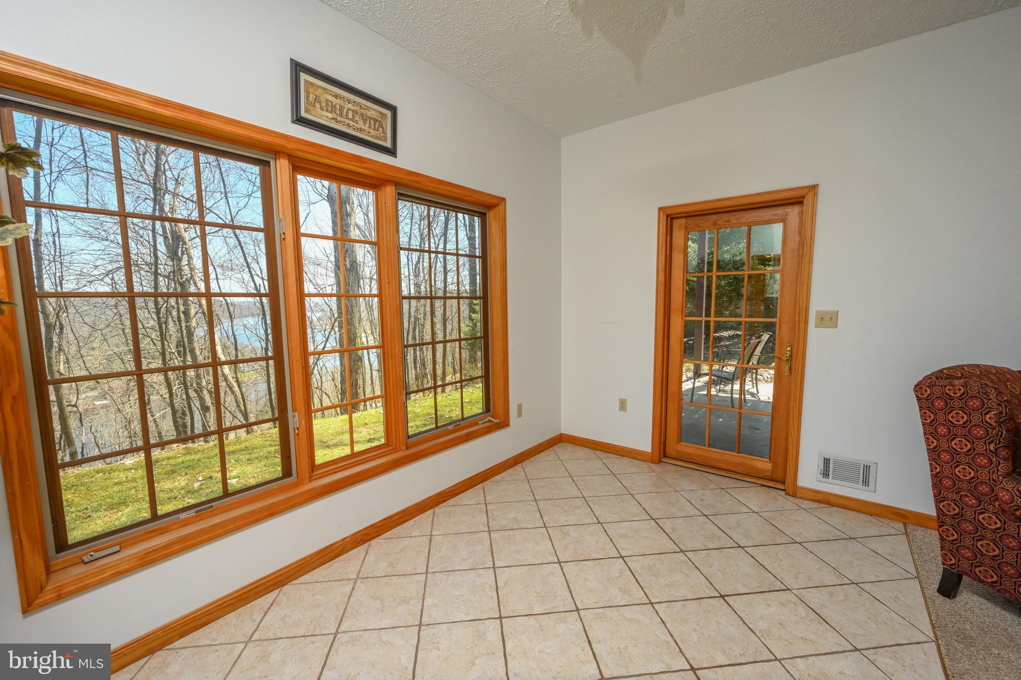 DEEP CREEK HIGHLANDS - Residential