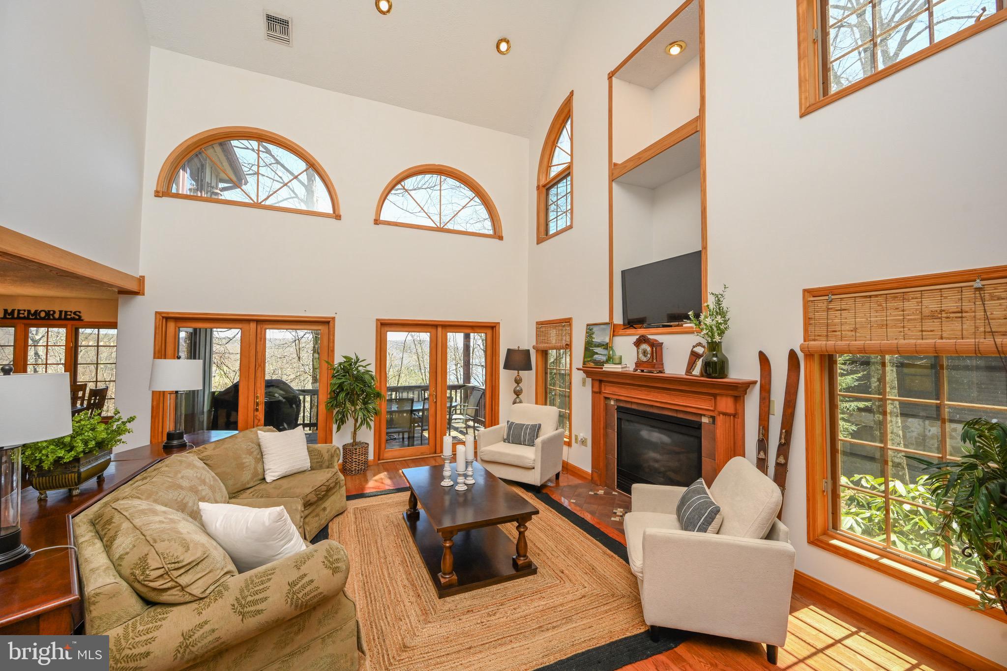 DEEP CREEK HIGHLANDS - Residential