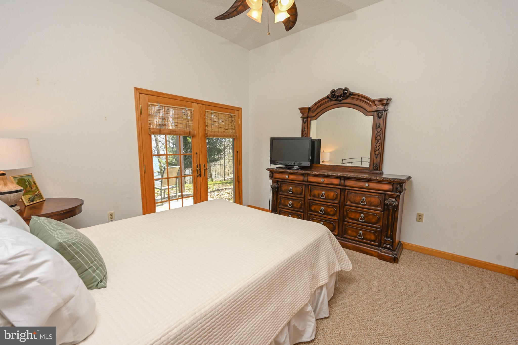 DEEP CREEK HIGHLANDS - Residential