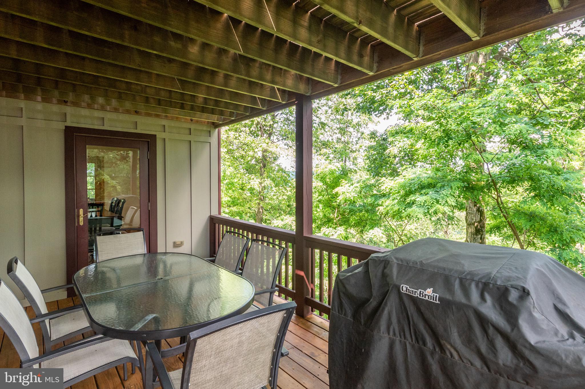 DEEP CREEK HIGHLANDS - Residential