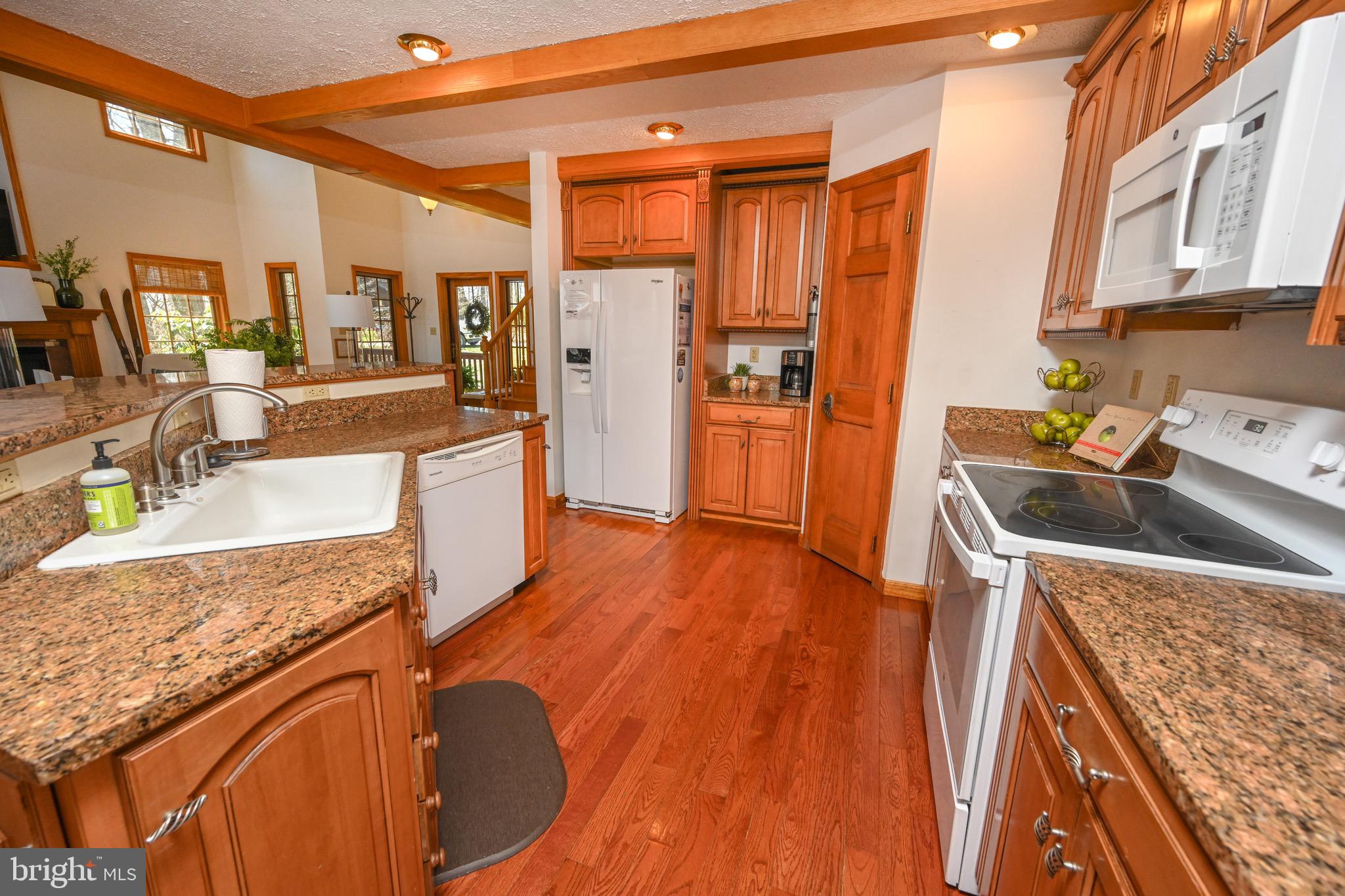 DEEP CREEK HIGHLANDS - Residential