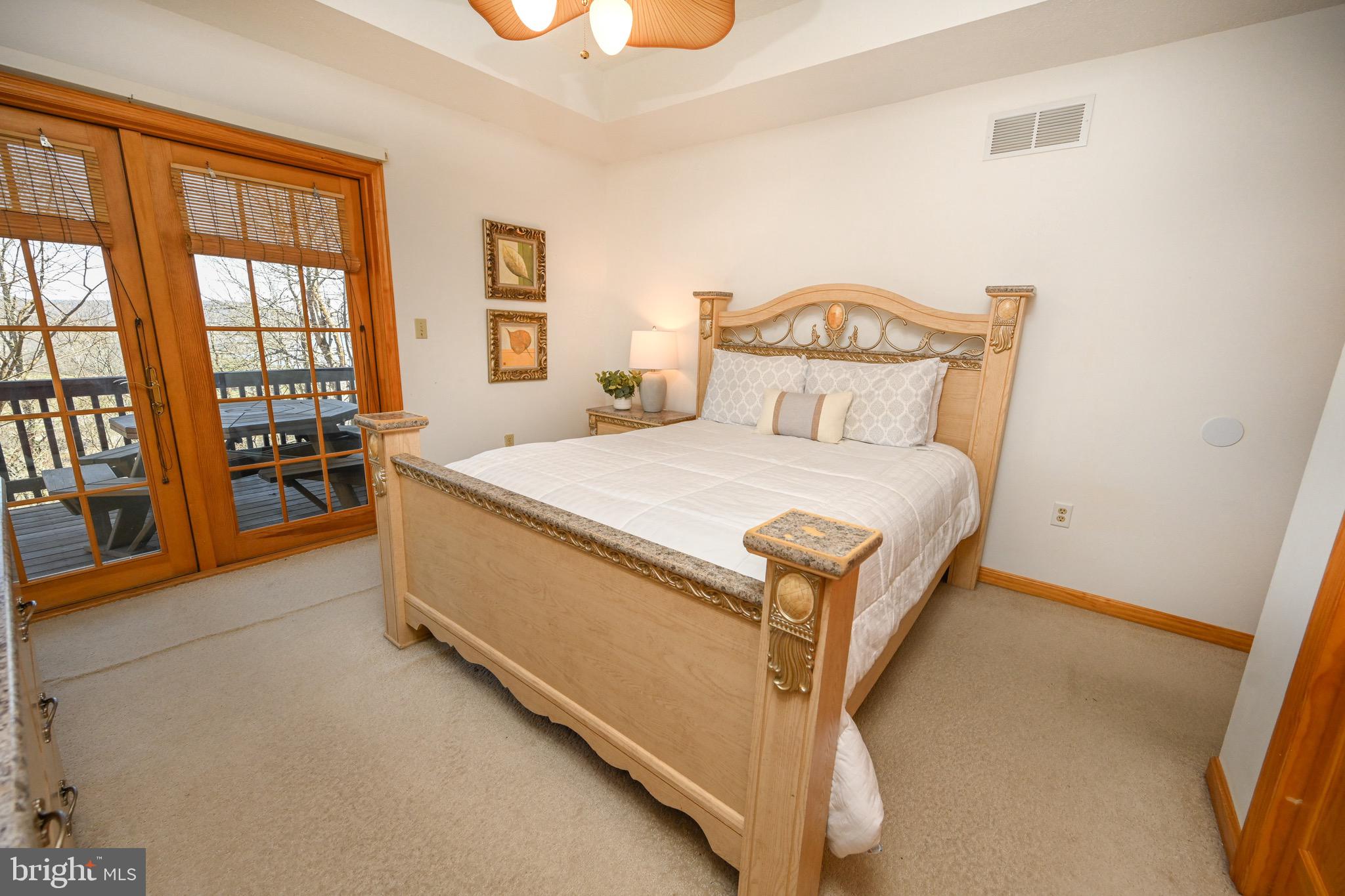 DEEP CREEK HIGHLANDS - Residential