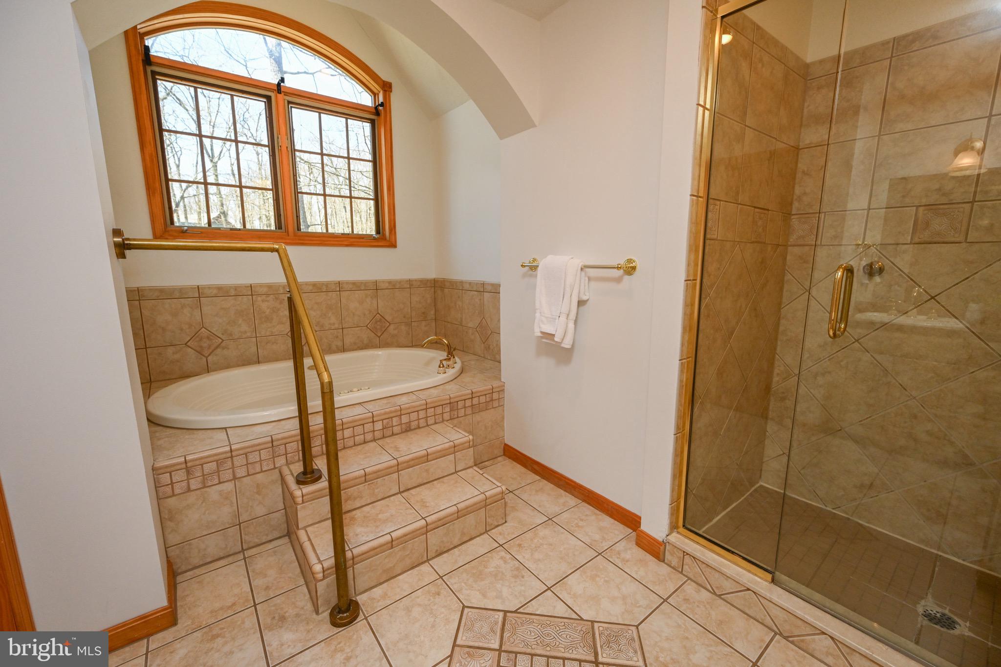 DEEP CREEK HIGHLANDS - Residential