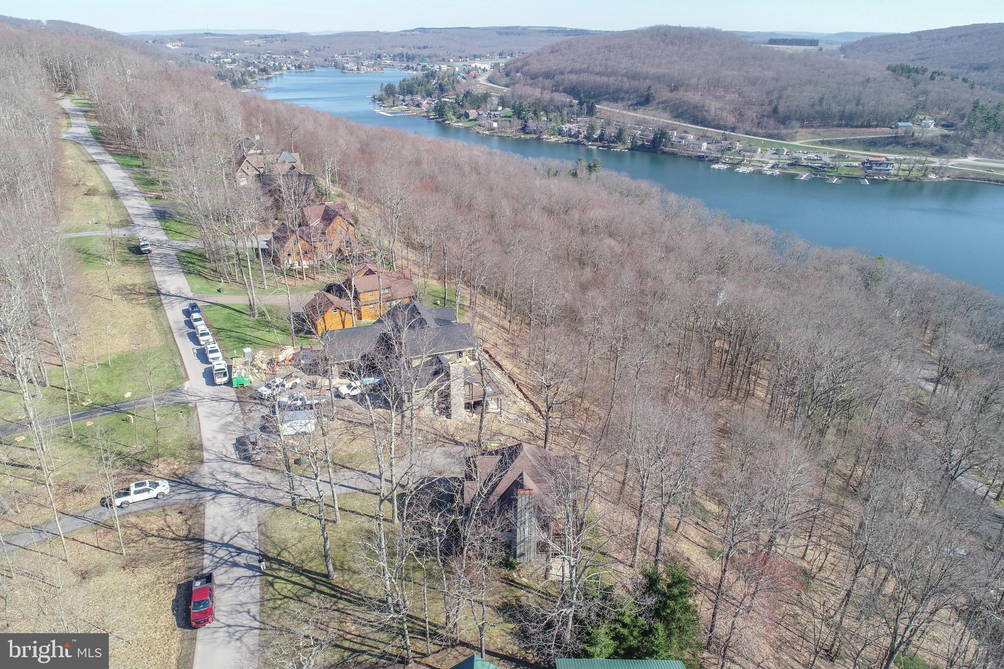 DEEP CREEK HIGHLANDS - Residential