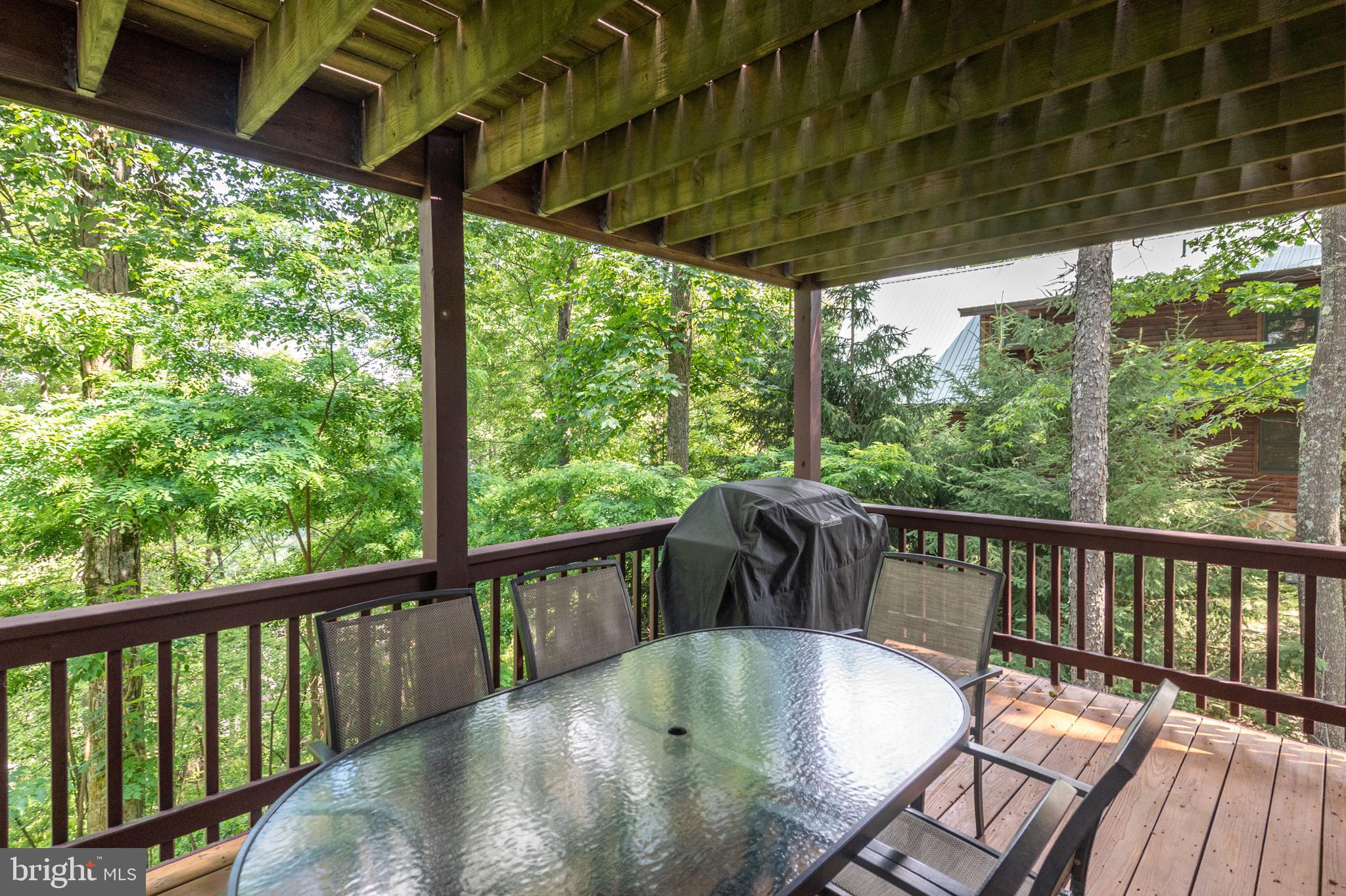 DEEP CREEK HIGHLANDS - Residential