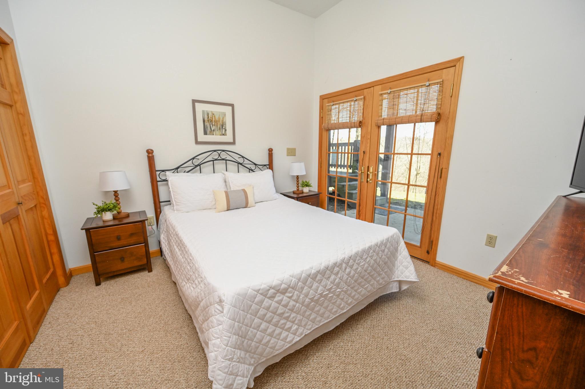 DEEP CREEK HIGHLANDS - Residential