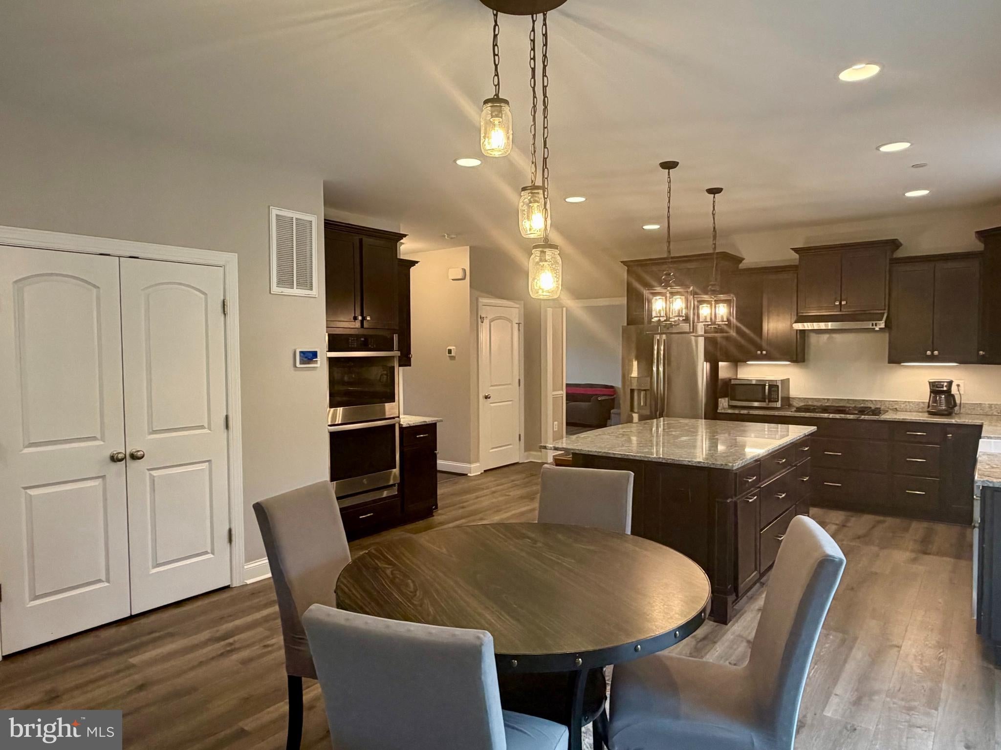 2408 COMPTROLLERS COURT