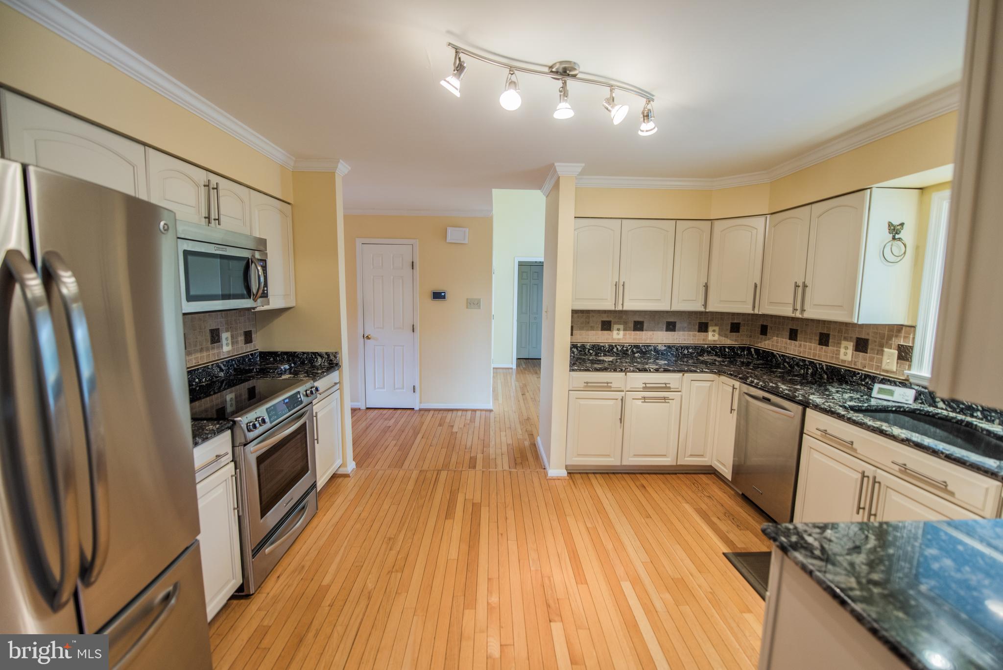 EASTLAND - Residential