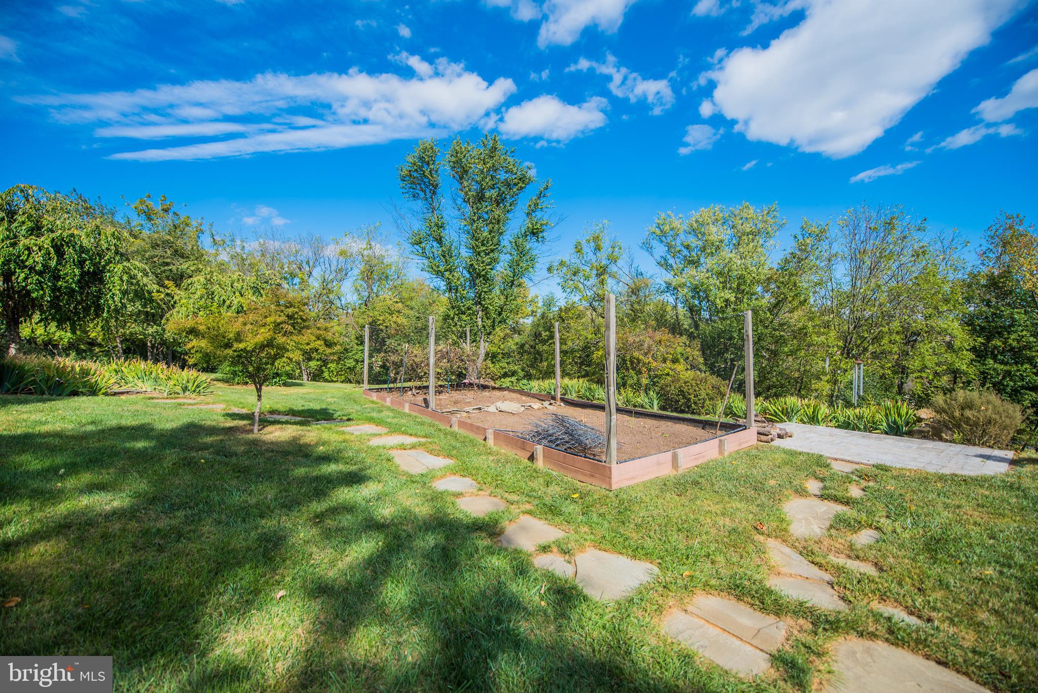 EASTLAND - Residential