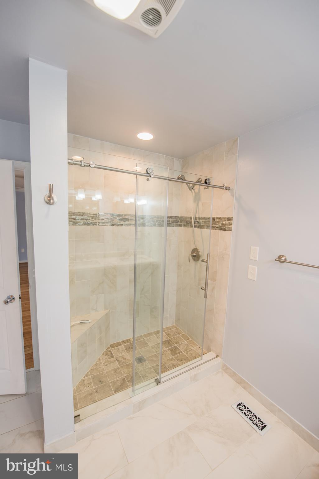 EASTLAND - Residential