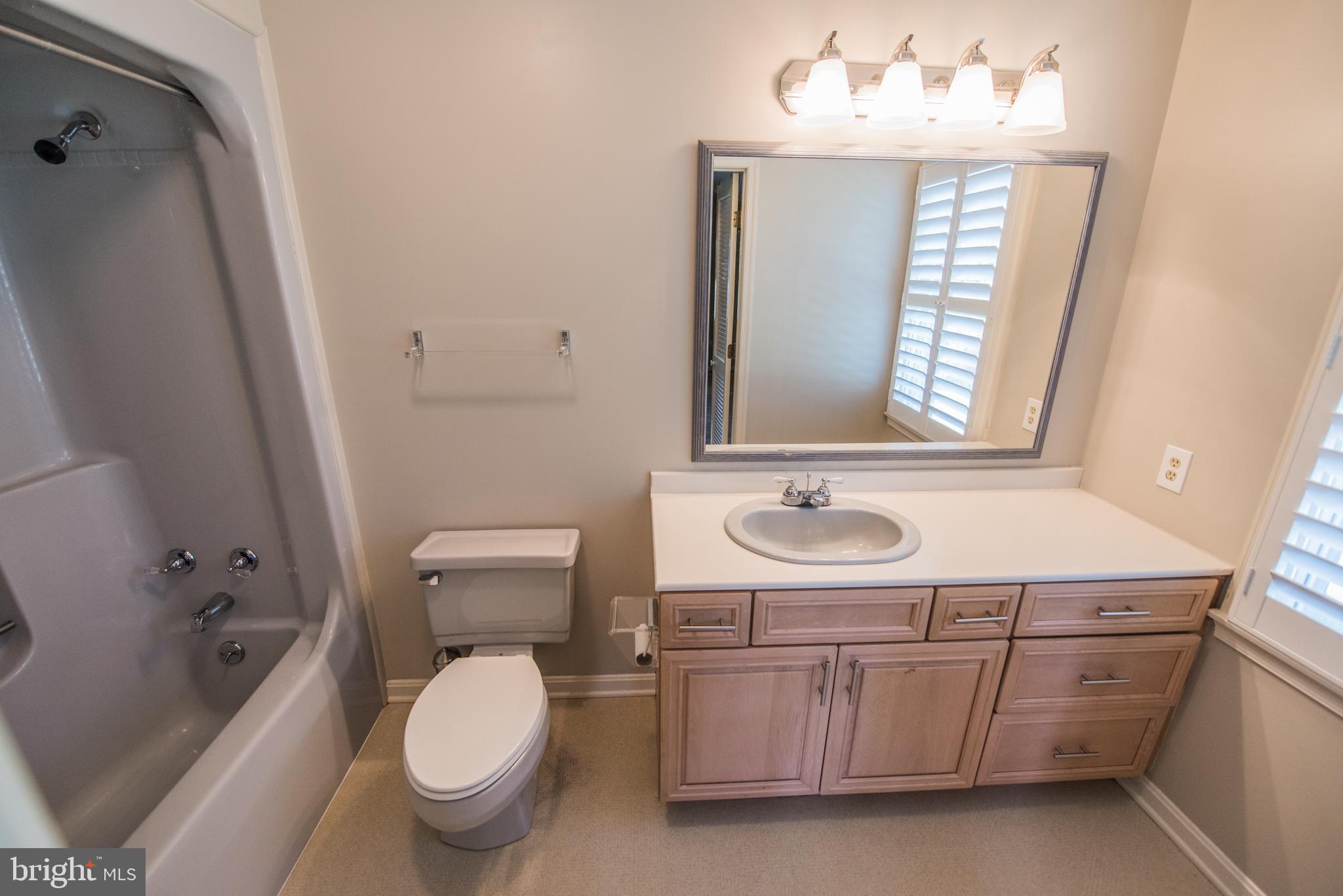 EASTLAND - Residential