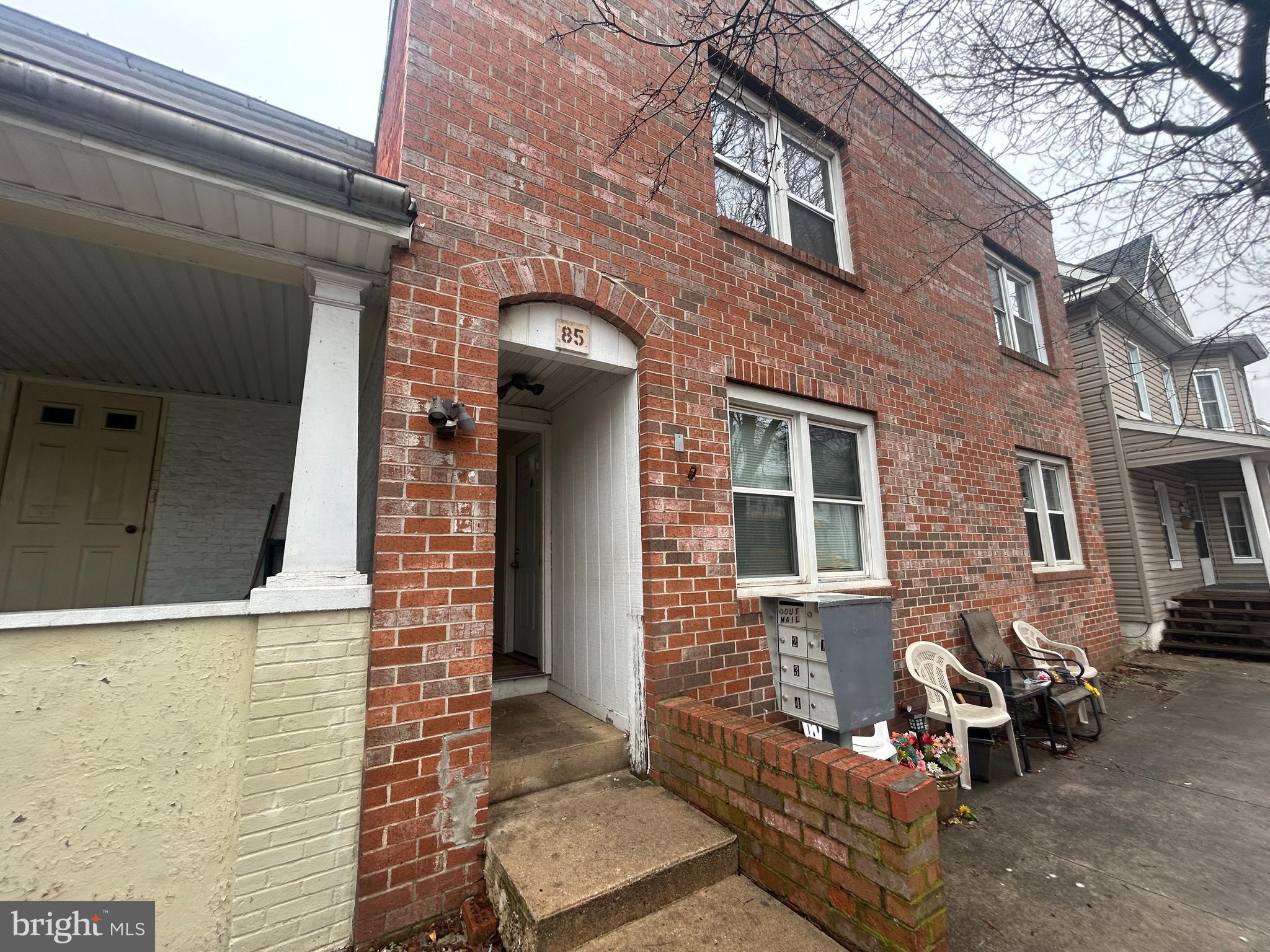 85 PENNSYLVANIA AVENUE 1