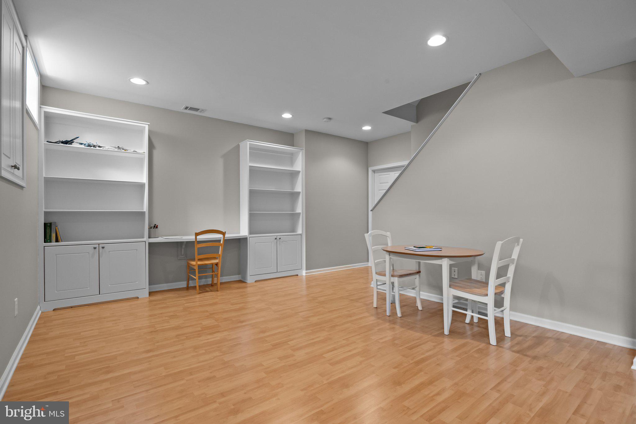 BRIDLE ESTATES - Residential