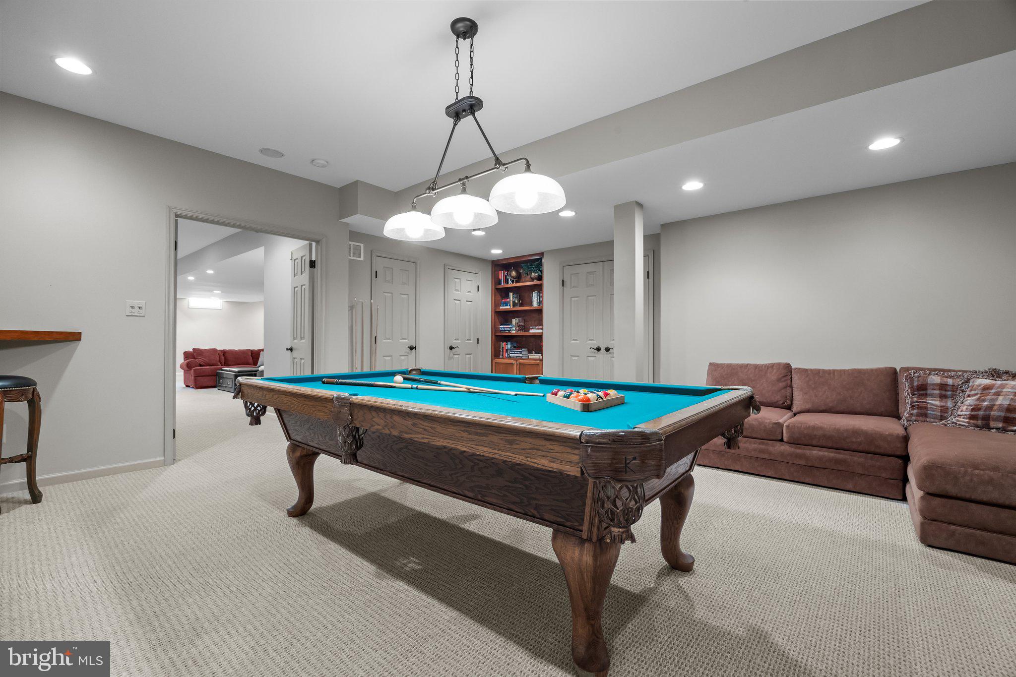 BRIDLE ESTATES - Residential