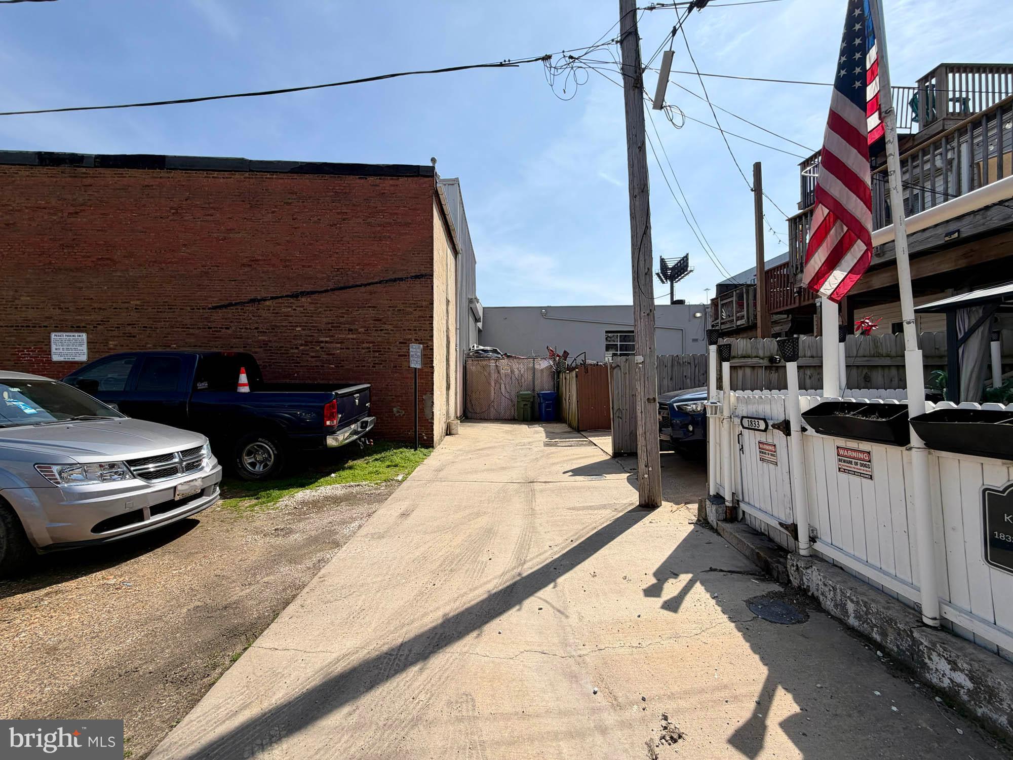 SOUTH BALTIMORE - Land