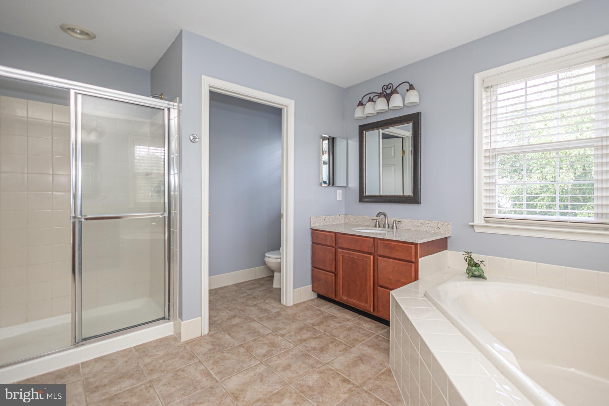 DEVONSHIRE ESTATES - Residential