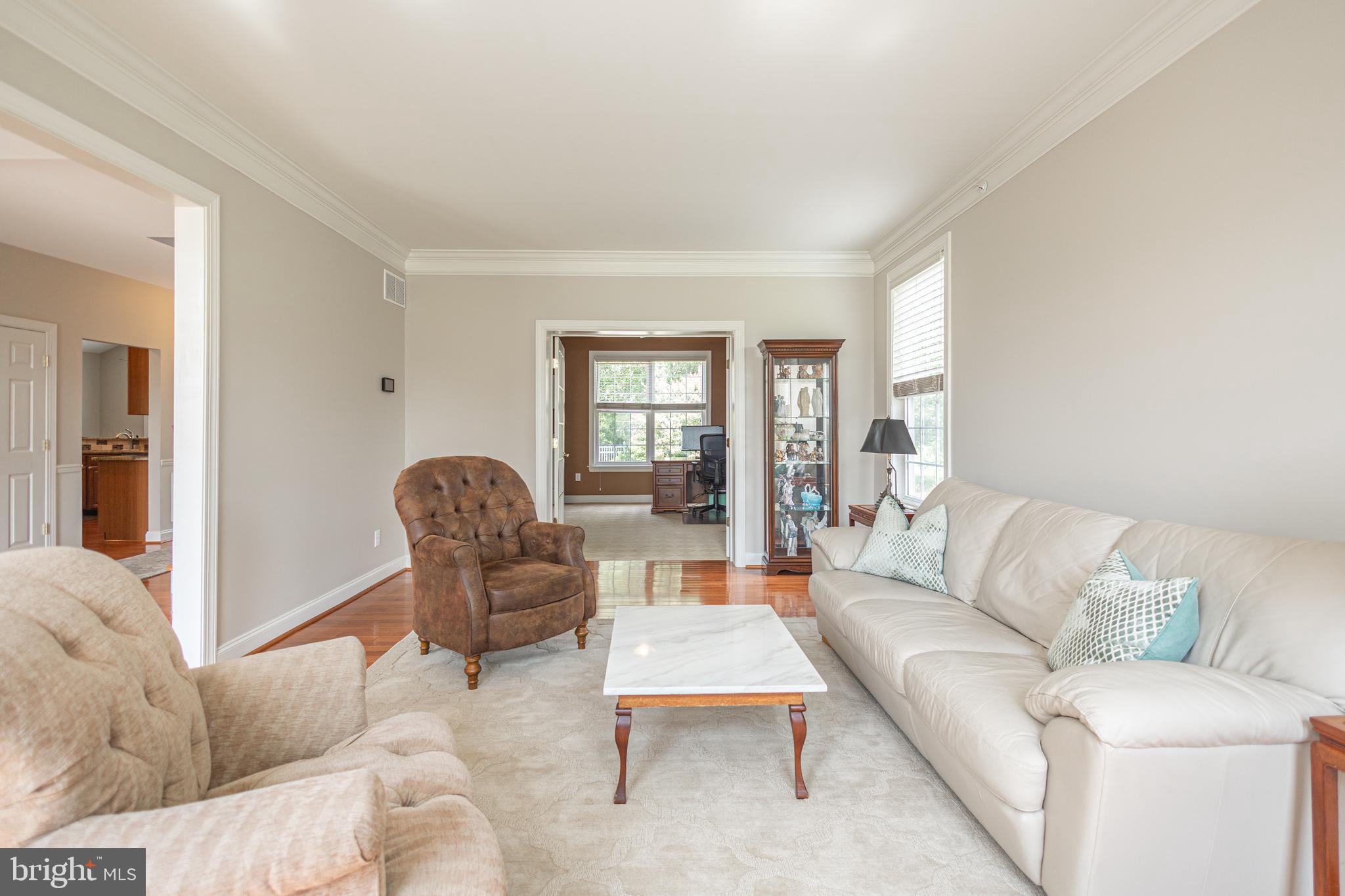 DEVONSHIRE ESTATES - Residential