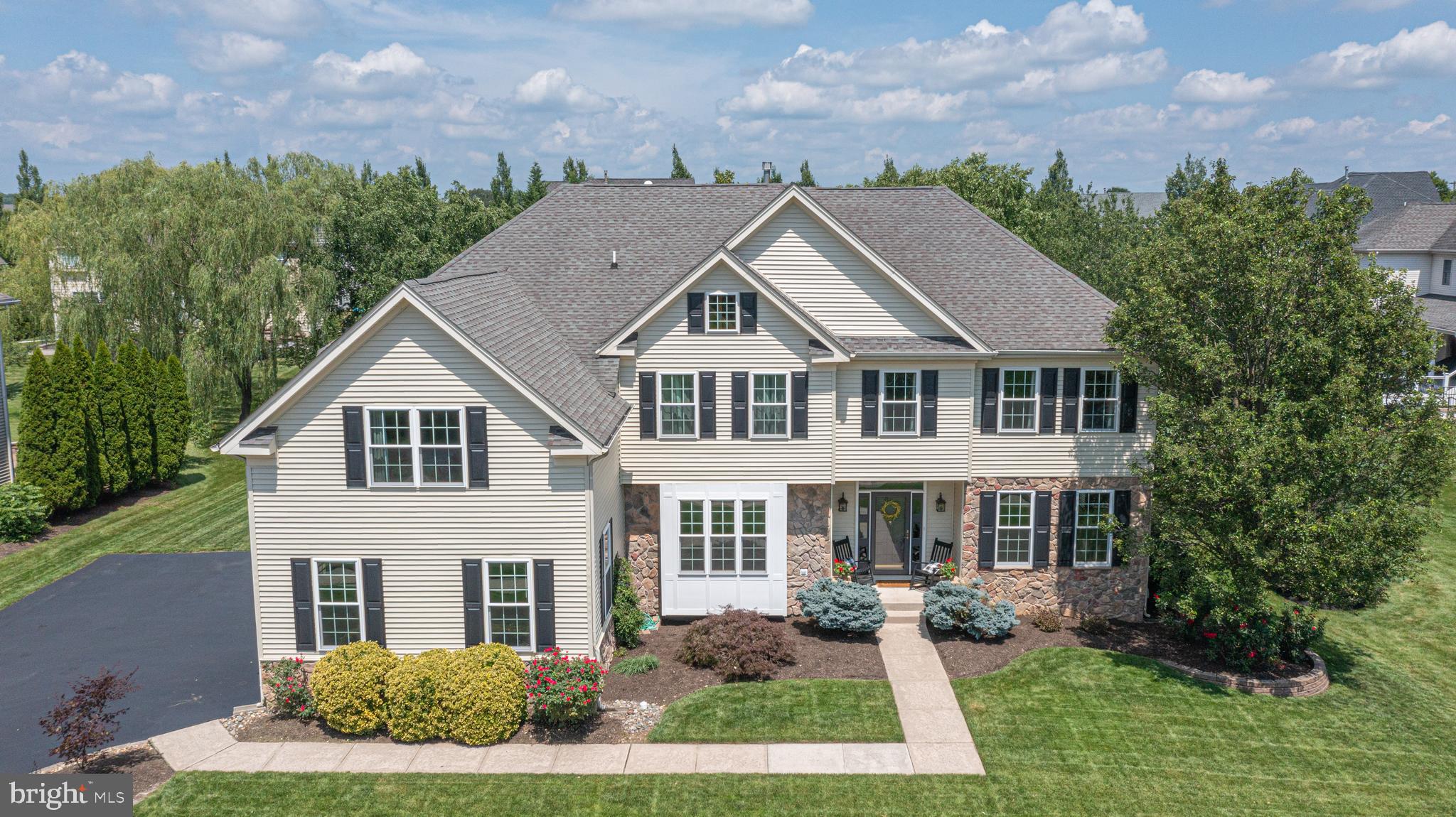 DEVONSHIRE ESTATES - Residential