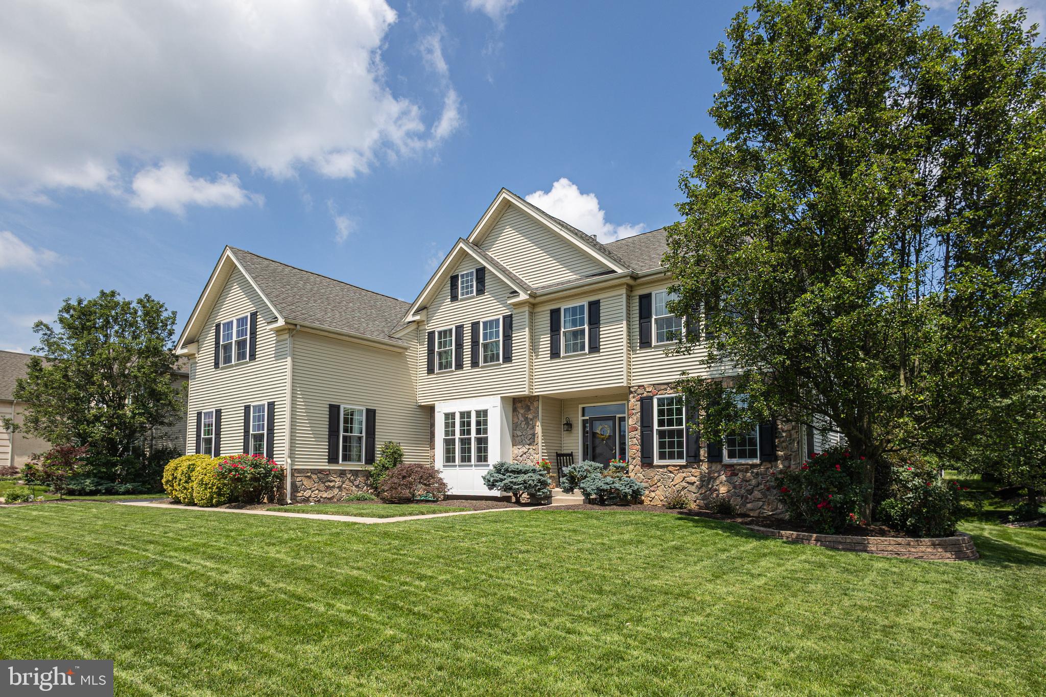 DEVONSHIRE ESTATES - Residential